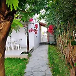 Maisonette With Garden& Parking Polichrono Holiday home Polychrono