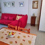 Maisonette With Garden& Parking Polichrono Feriehus