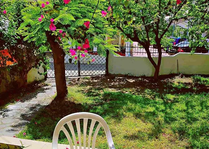 Maisonette With Garden& Parking Polichrono Tatil Evi